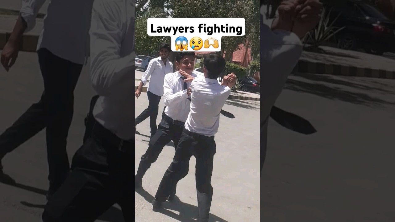 larai hogai dono ki 🙏😭😅 #fighting #shorts #fighter #explore #viral #funny