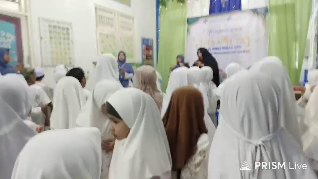 Live 🔴 Memperingati Isra Mi'raj Nabi Muhammad SAW hari pertama  ( Dongeng bersama bunda Enik )