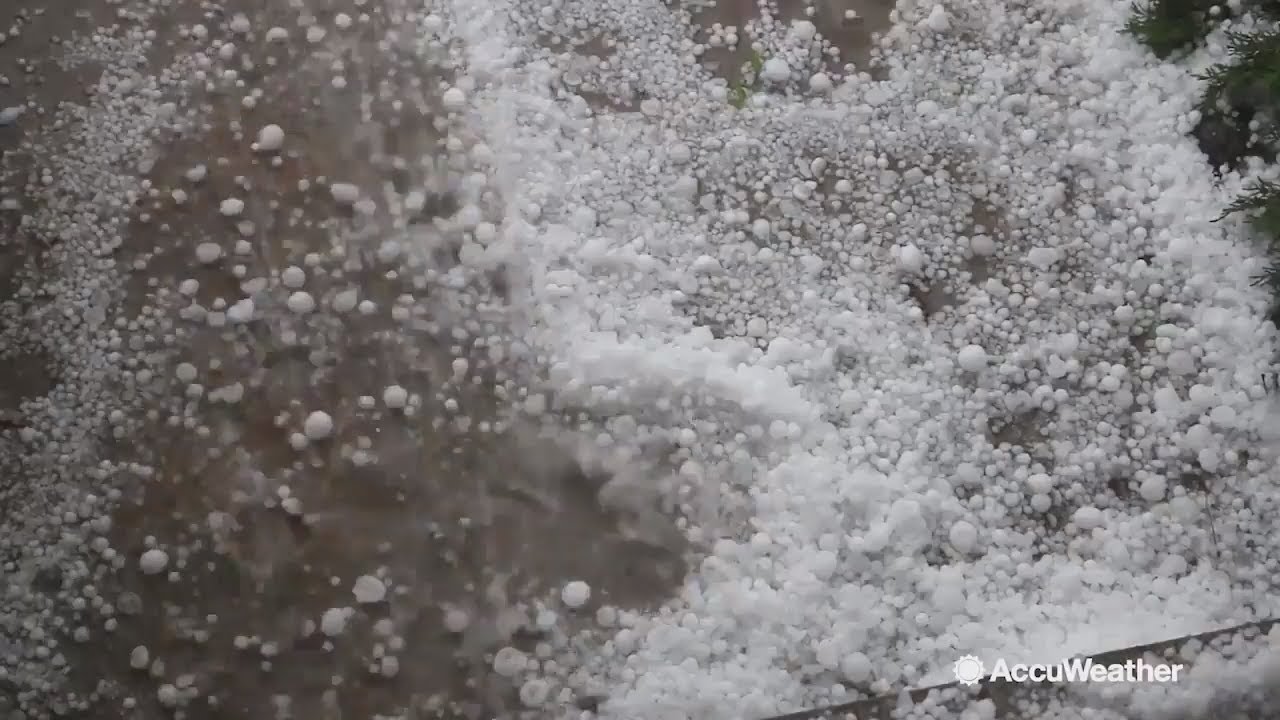 What determines hail size?