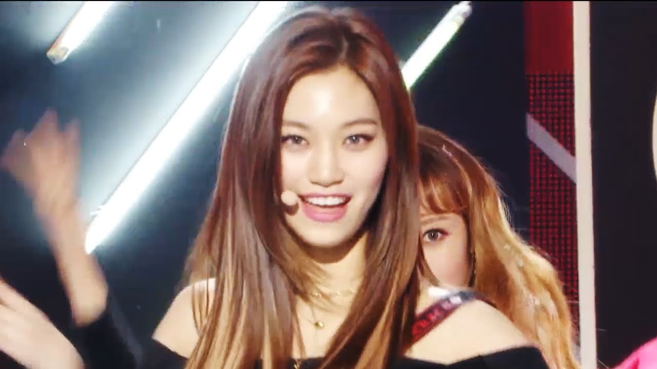 Weki Meki - Crush [Show! Music Core Ep 606]