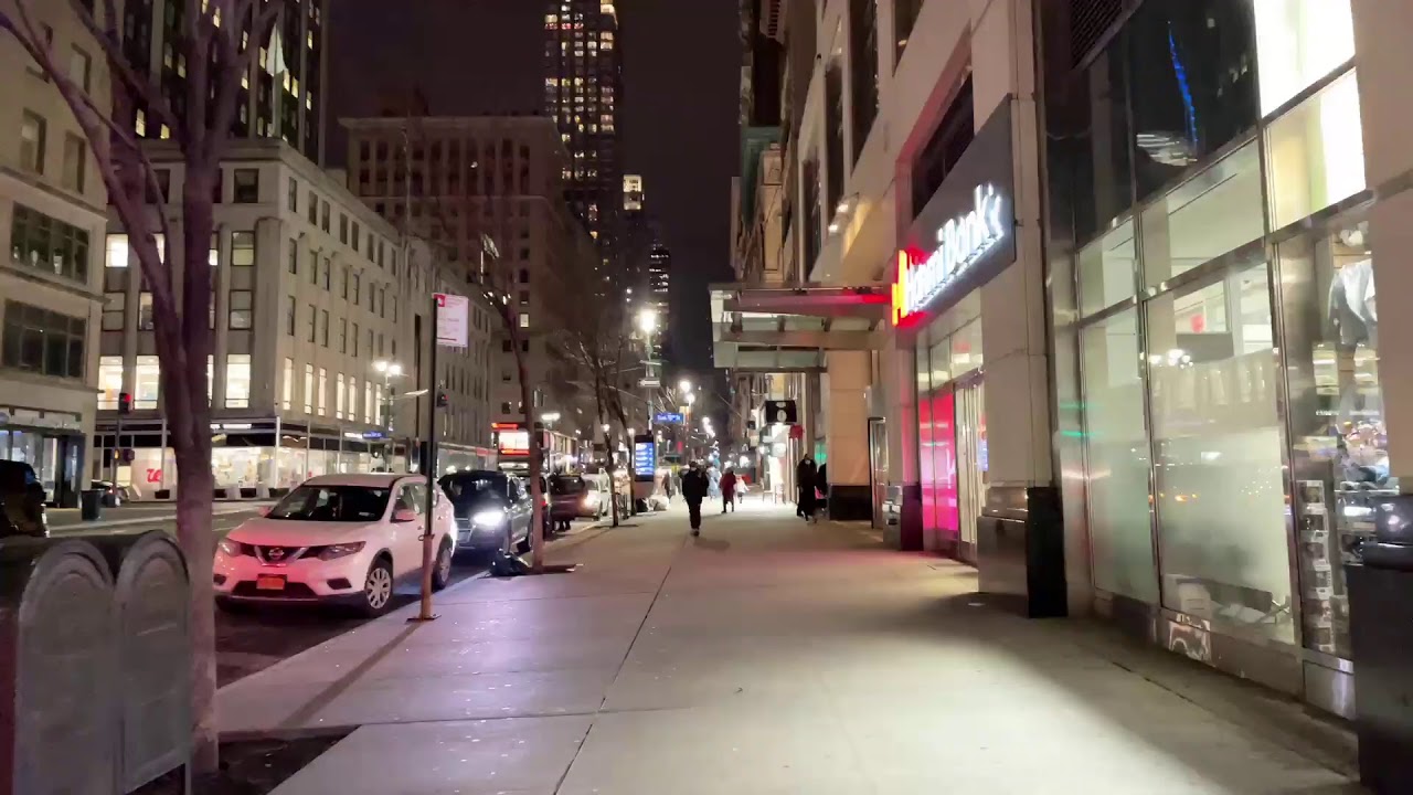 LIVE New York City Walking: Manhattan On New Year’s Eve - 2020