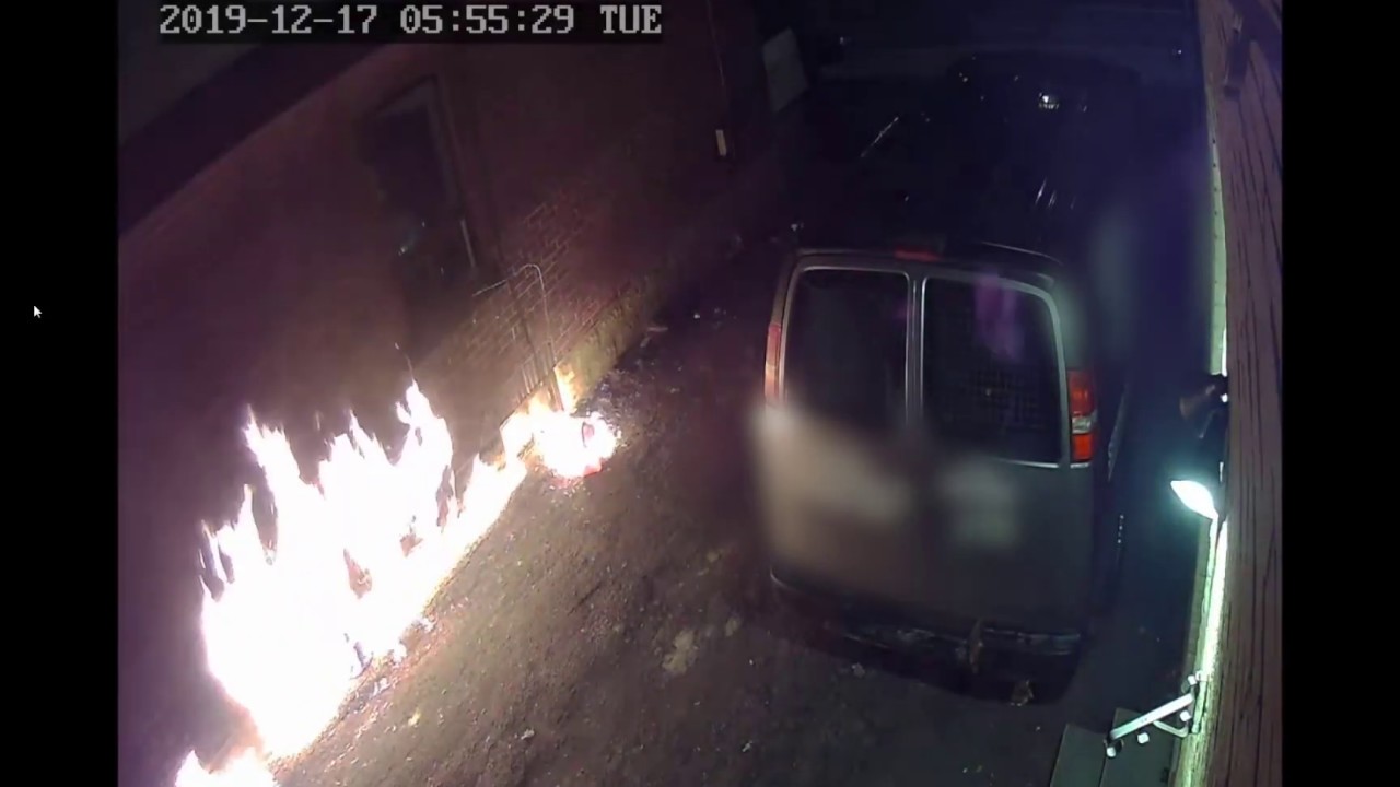Suspects Wanted after an Arson in Oshawa