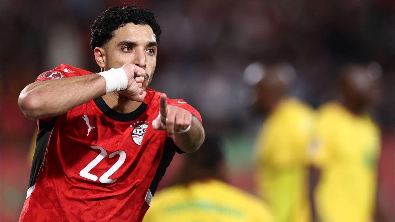 بطلوع الروح مصر بتكسب زيمبابوي ف ماتش عبثي جدا و الاداء مش اوي بس المهم الفوز و ربنا يستر ع اللي جاي