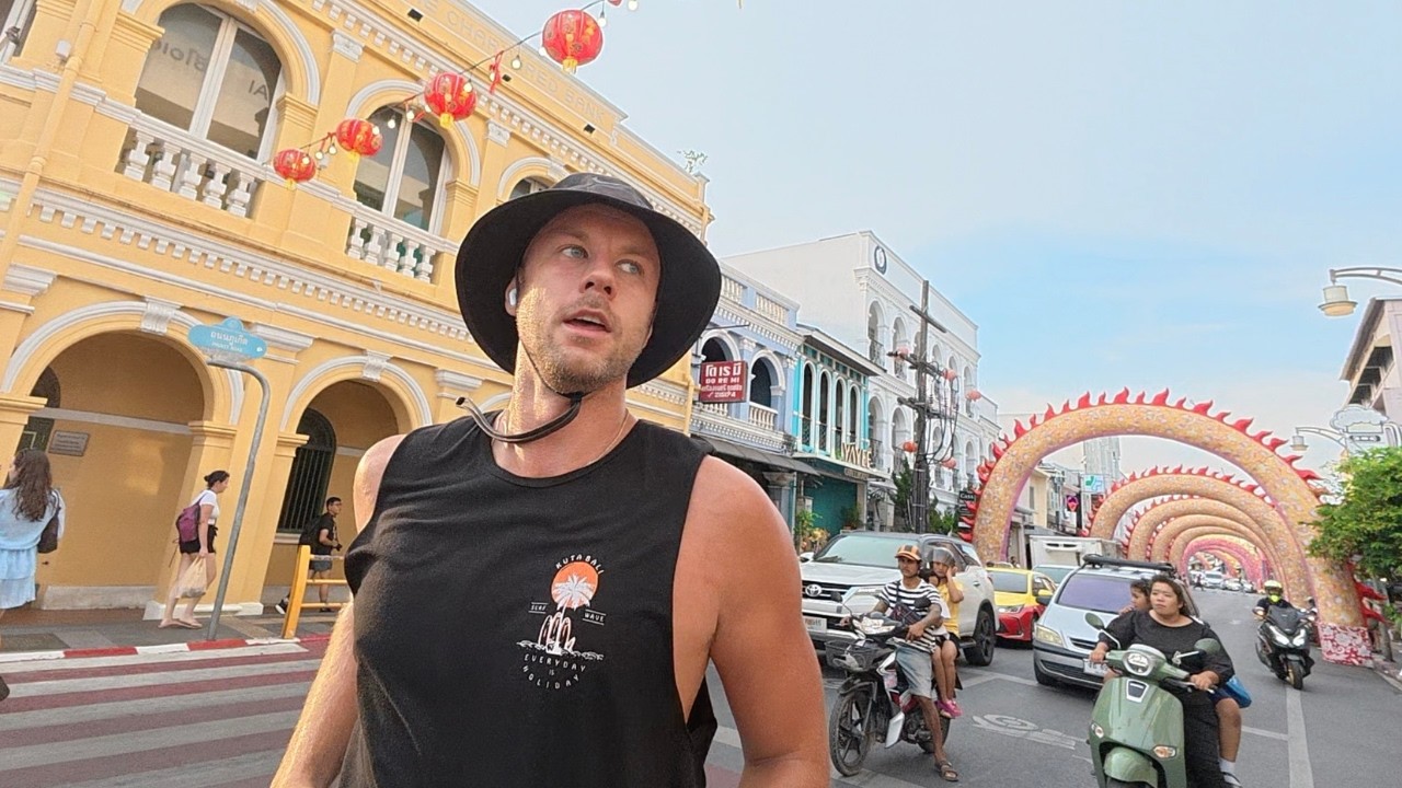 Khun 🥥 Coconut Man Run | Old town Phuket 🇹🇭