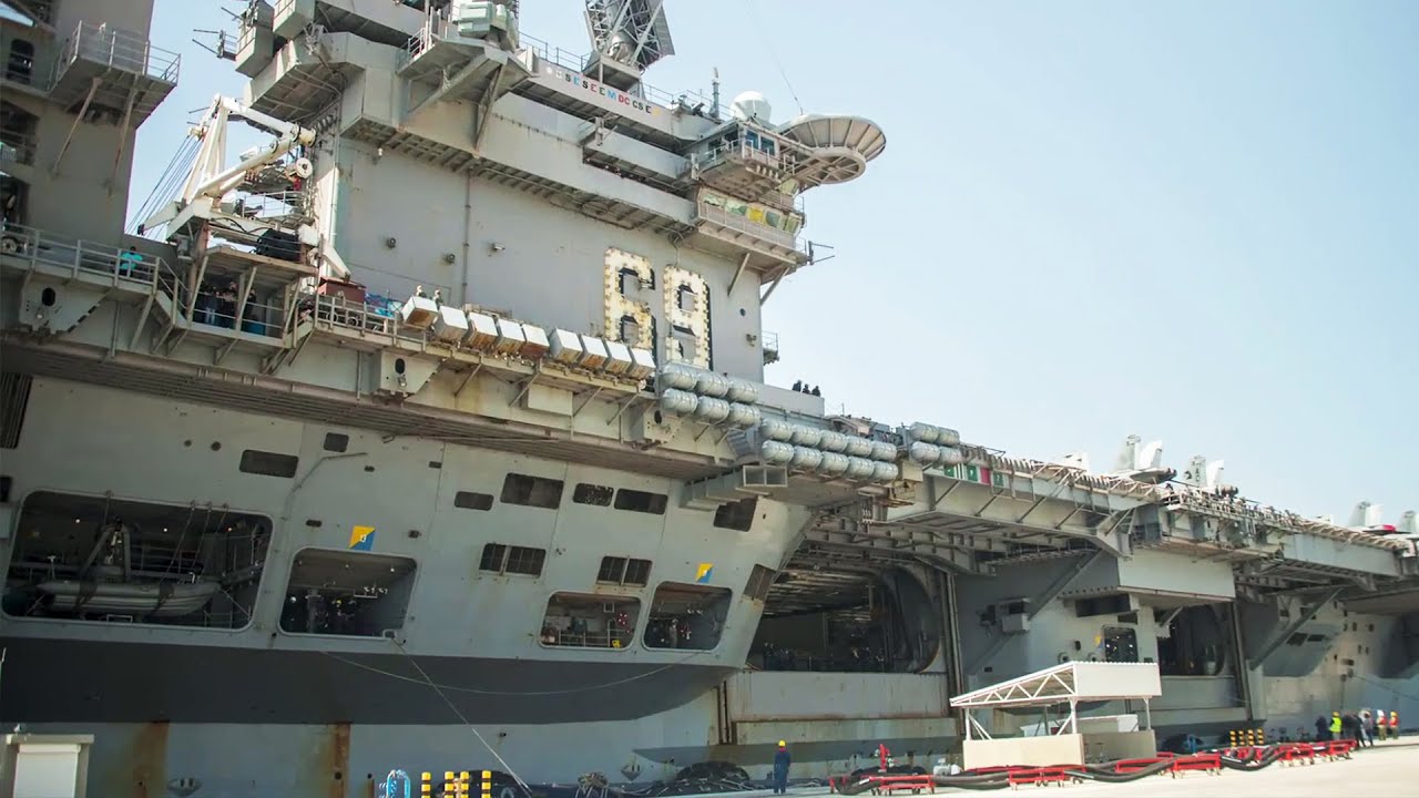 U.S. Navy Aircraft Carrier USS Dwight D. Eisenhower (CVN-69) | 2021