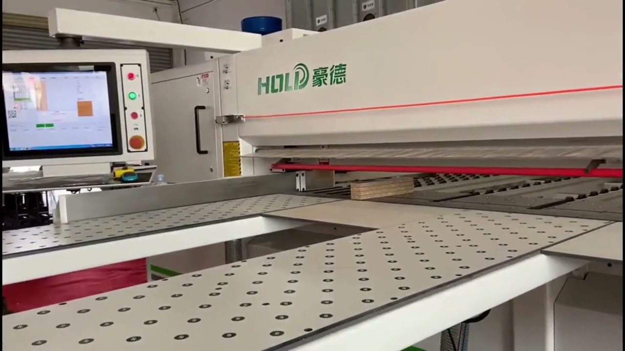 HP280CK automated woodworking panel saw