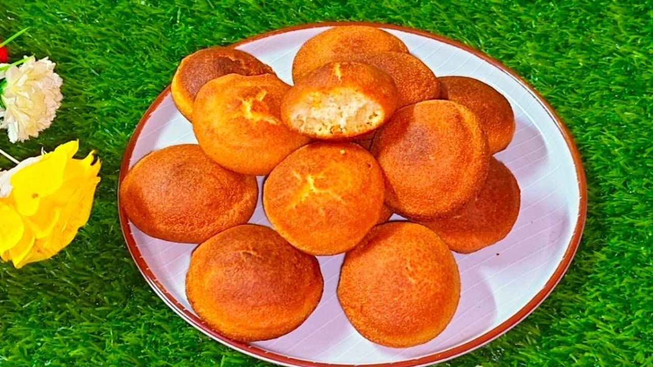 ১ টি ডিম ১ কাপ সুজি দিয়ে অসাধারণ স্বাদের সুজির পিঠা রেসিপি!!Sujir Pita Recipe | Mukta'S Kitchen
