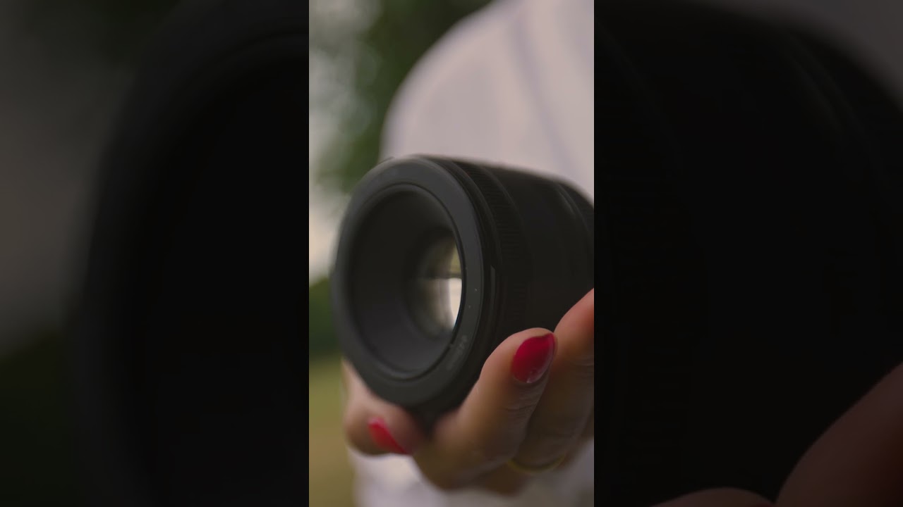 What Is Minimum Focus Distance? Canon EF-S 24mm vs Canon EF 50mm f1.8