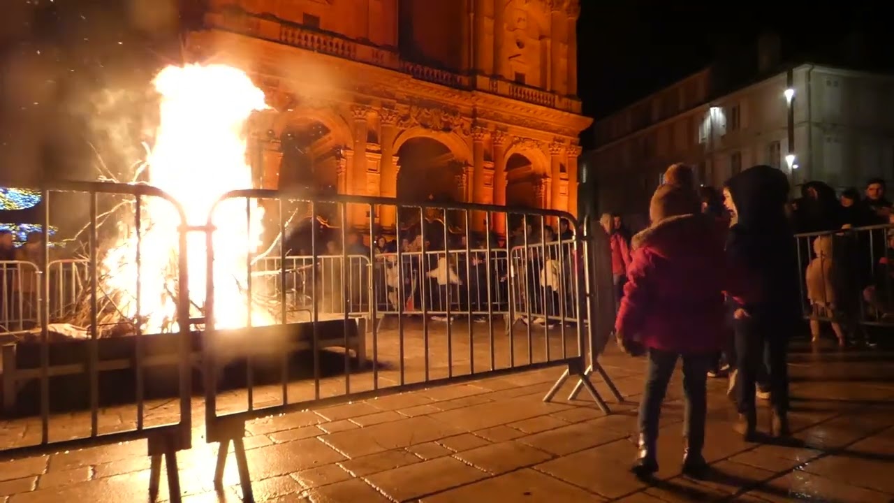BEFANA à AUCH le 10 janvier 2026 pignarul (feu de joie)