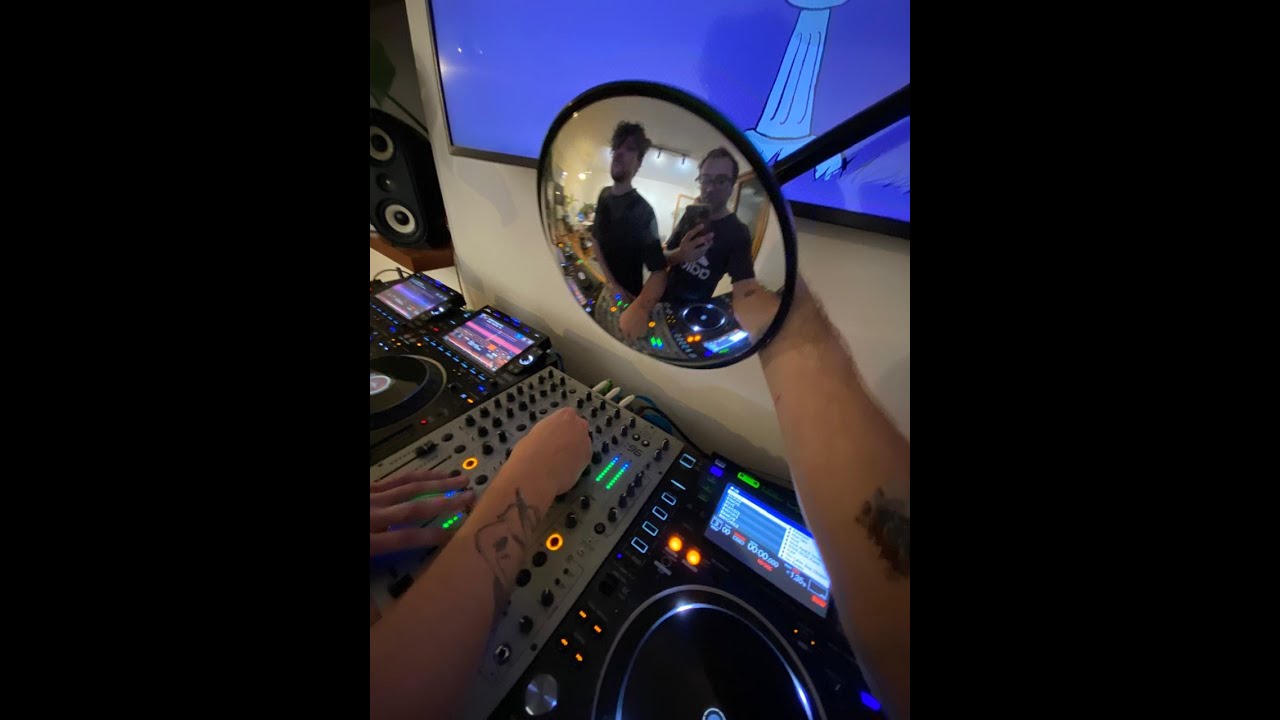 REDBLU - JUST LISTEN - 001
