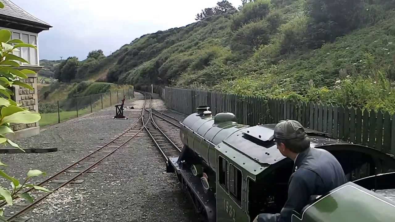 North Bay Railway - Triton departs Scalby Mills station - 28/08/2013