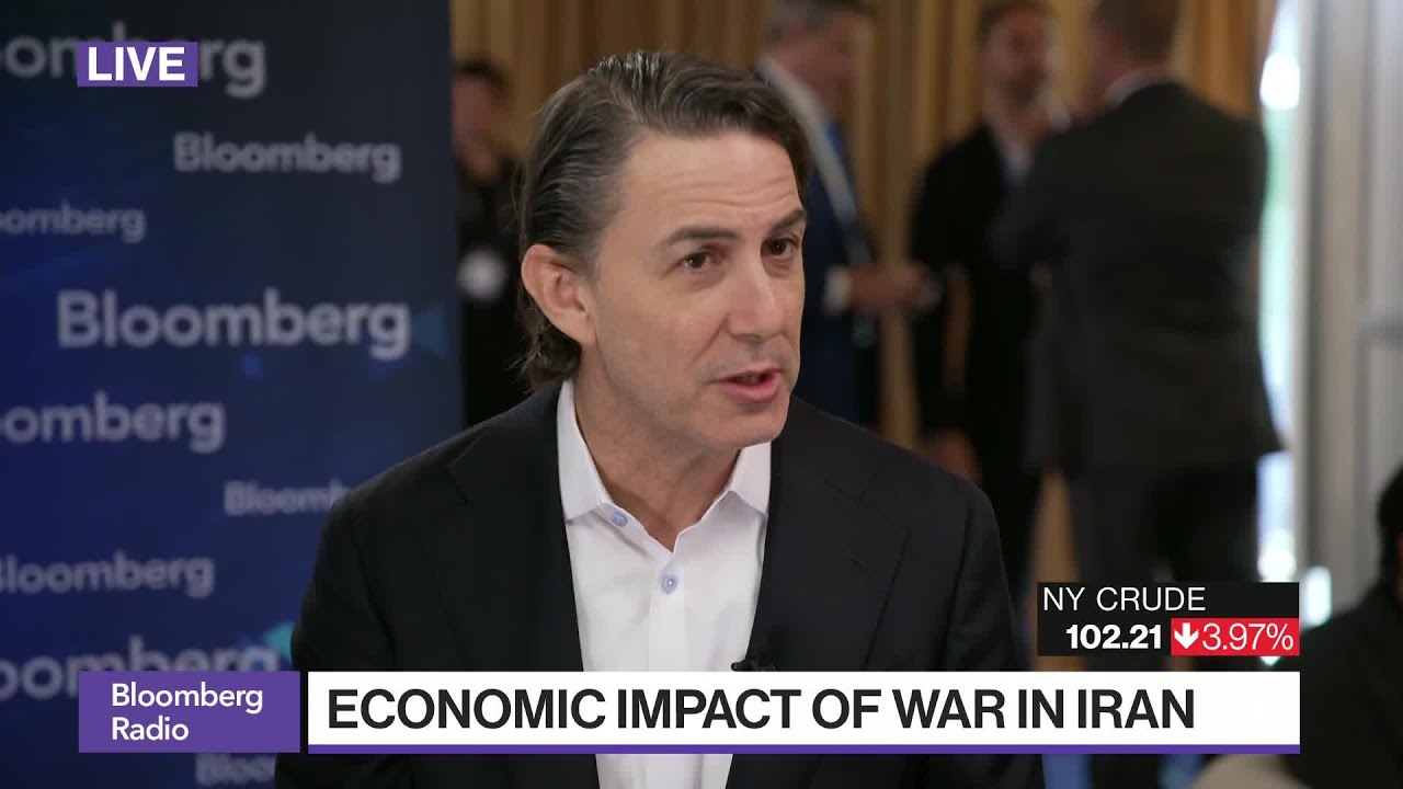 We're Going Towards a Cliff on Oil Says Hochstein