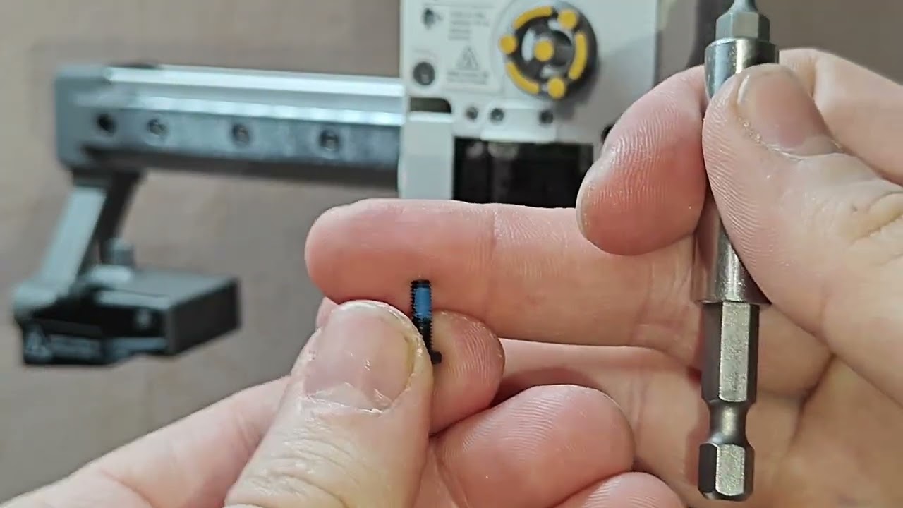 Підтяжка болтів 3D принтеру Bambu Lab A1 mini | вібрація при тесті, вібраційний тест