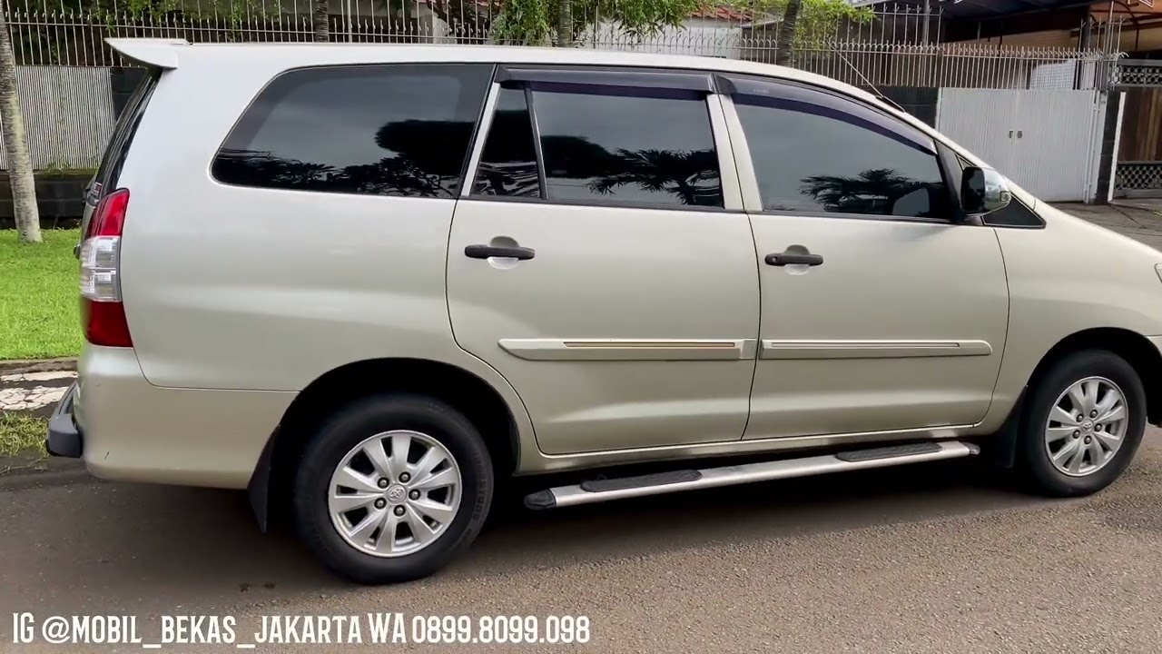 Toyota Grand Kijang Innova E Manual DIESEL Nik 2012 warna Silver Full Original
