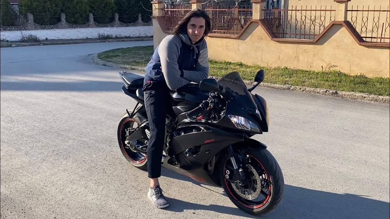 Brutal M4 Exhaust Sound Test | Yamaha R6