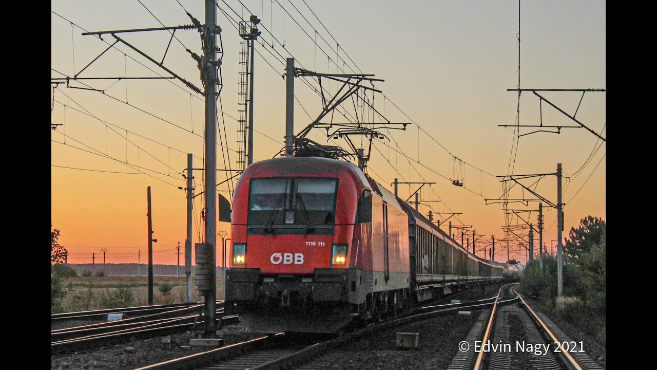 (&Ouml;BB ) Rail Cargo Romania freight train arrives at Chitila railway station (Ilfov county)