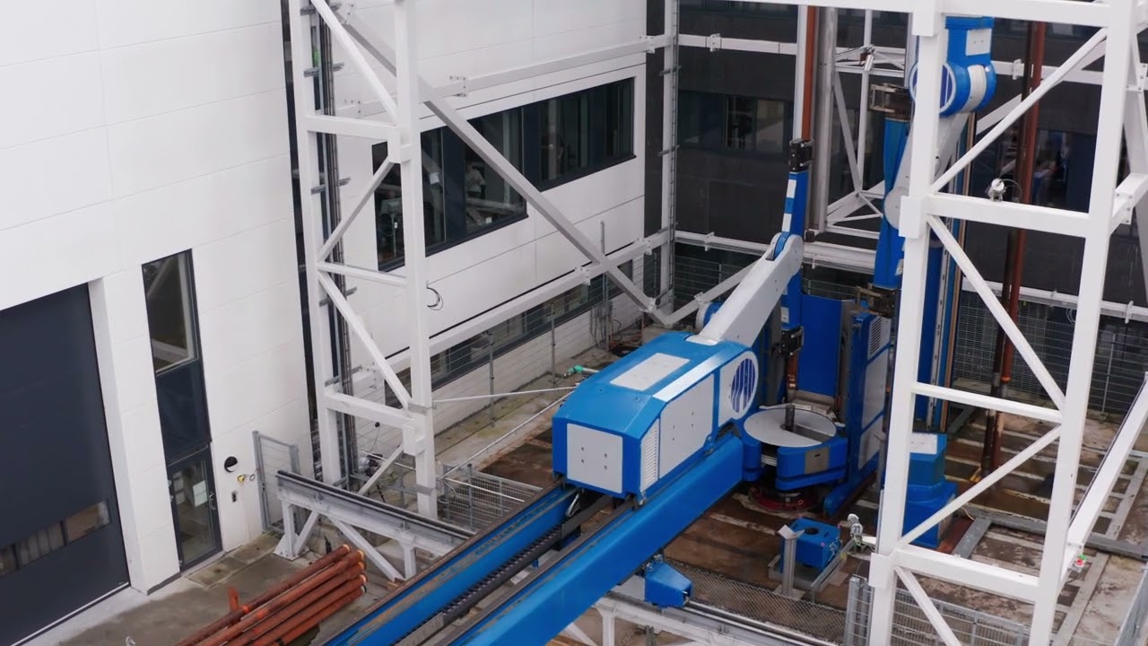 Canrig Robotics - Pipe Deck Handler