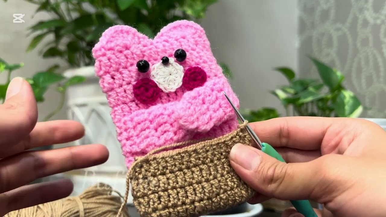 بافت اویز کیف عروسکی بافتنی با قلاب بافی - قسمت دوم -Crochet Bear bagcharm
