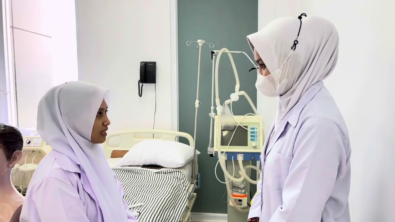 Pemeriksaan kadar gula darah dan penyuntikkan insulin