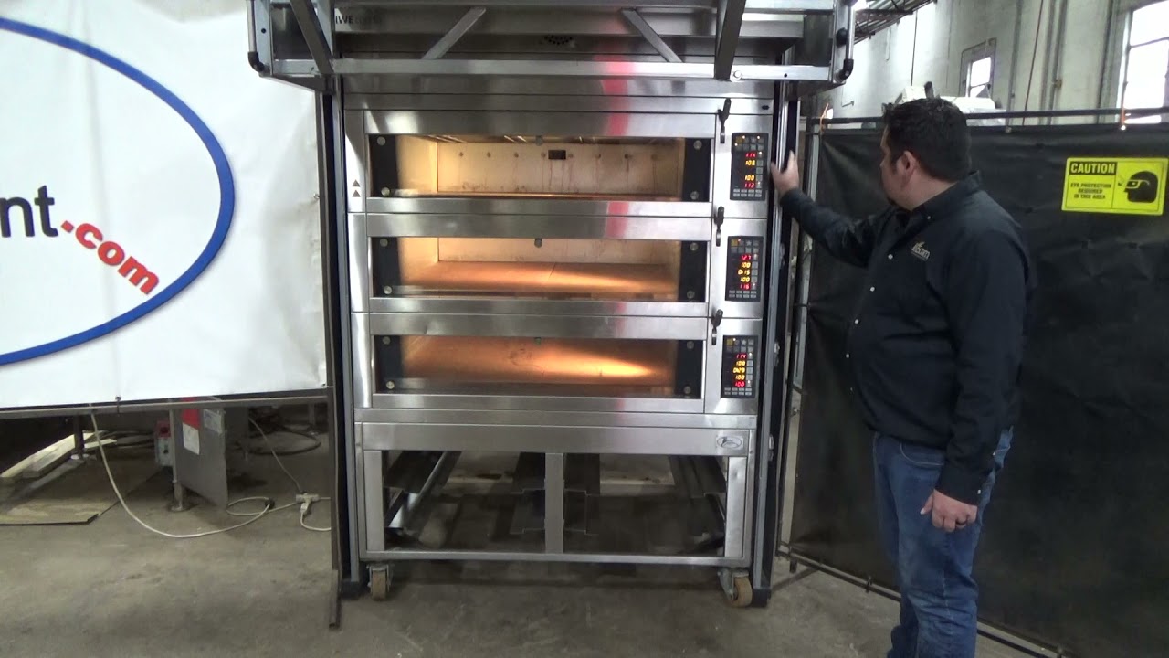 Miwe Condo, Electric Deck Oven W/ Steam And Oven Loader, Type: CO 3.1212, Running