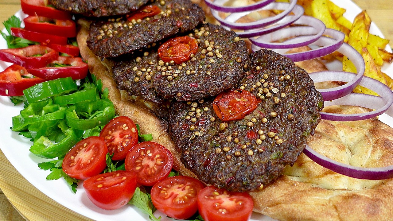 چپلی کباب نرم، خوشمزه و خوشرنگ با چند نکتهٔ ساده بدون روغن |  Juicy & Tender Chapli Kebab Recipe