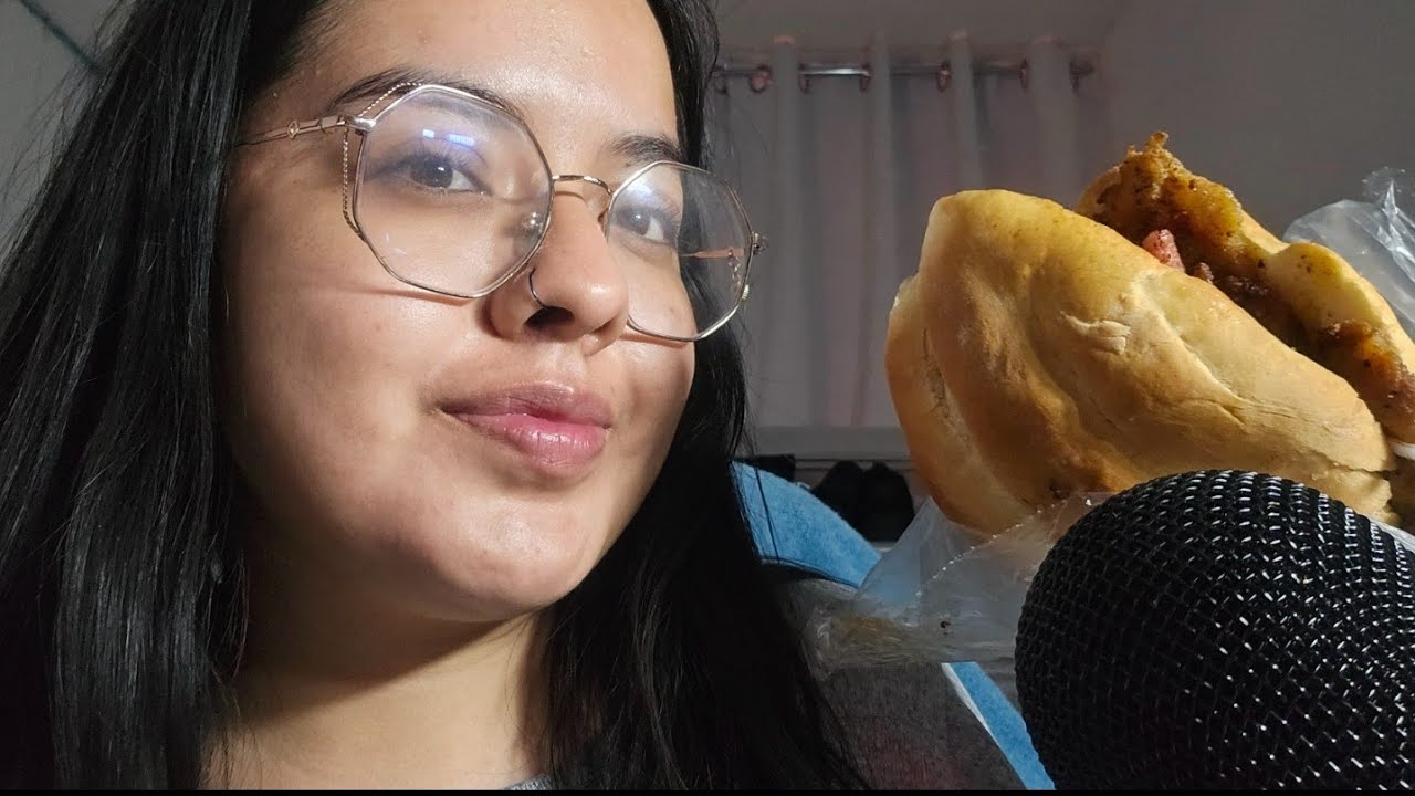 Asmr comiendo Torta 🥖
