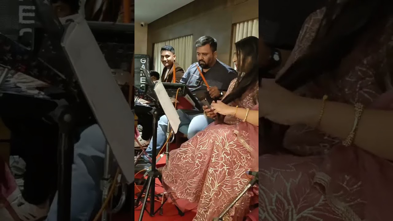 Best Mayra singer ahmedabad dhara Nayak 9727060309#mayrasinger #ahmedabad #mayrasong #wedding
