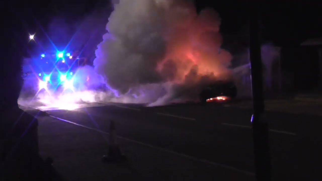 Car fire Coedely