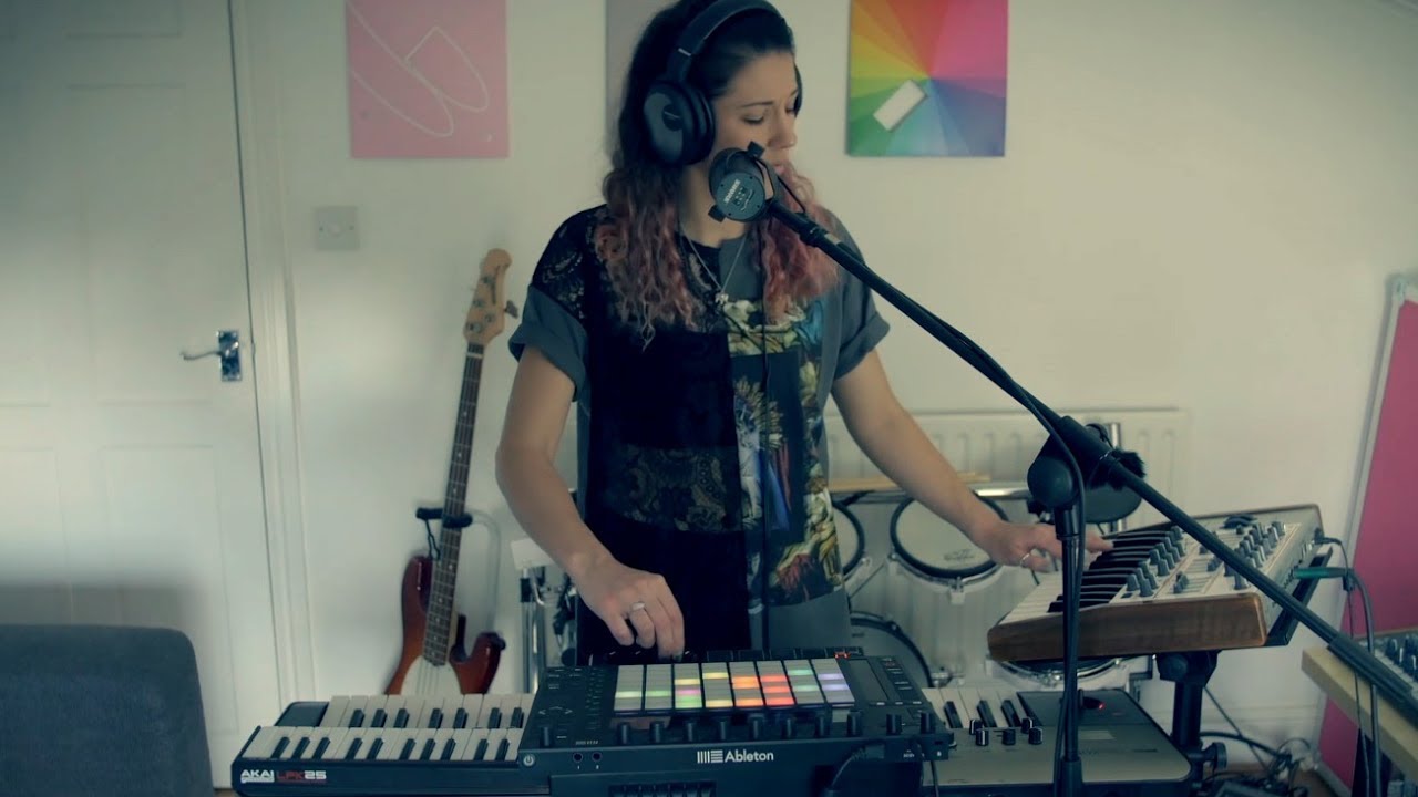 Ableton Live Push 2 Performance - Dancing On My Own (Robyn Cover)