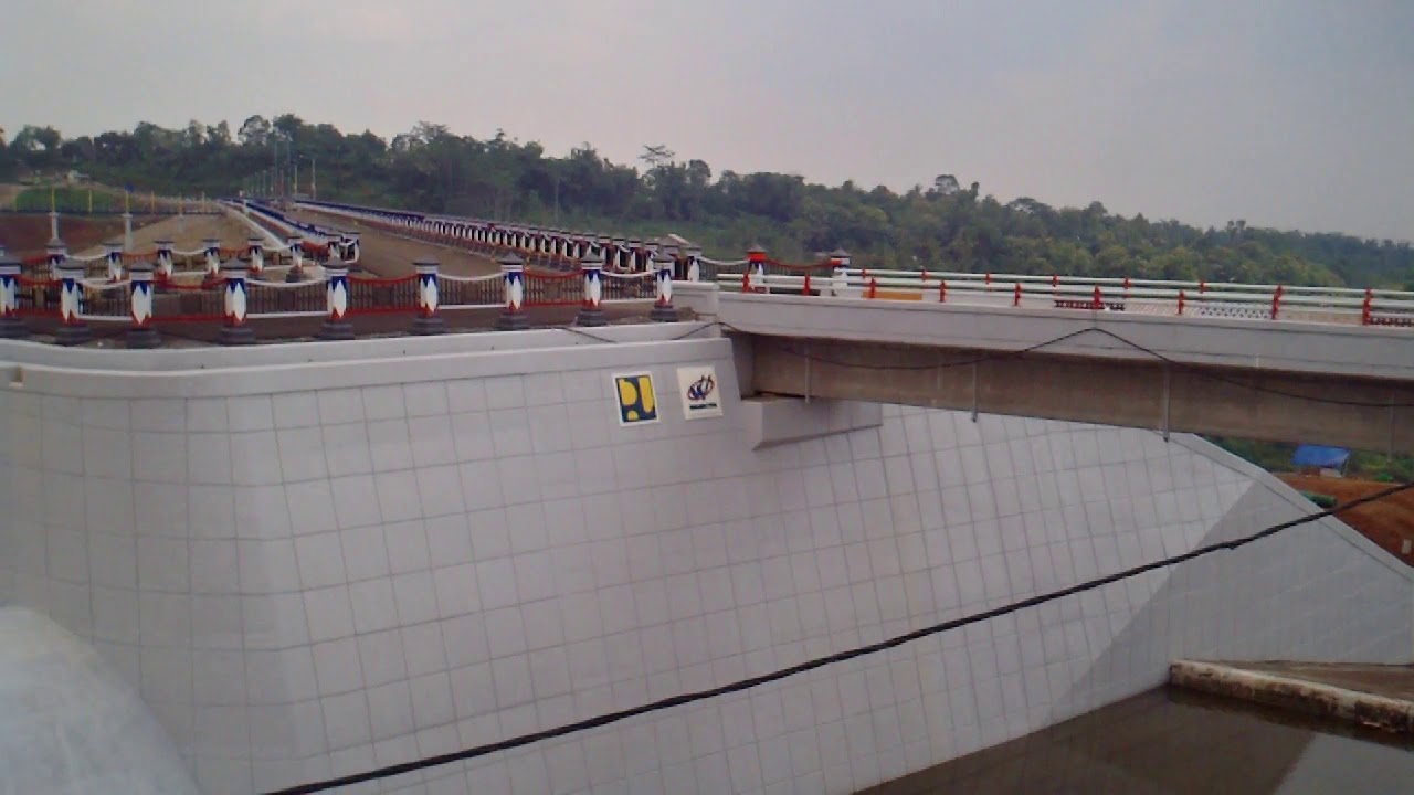 Kontruksi Mercu bendung