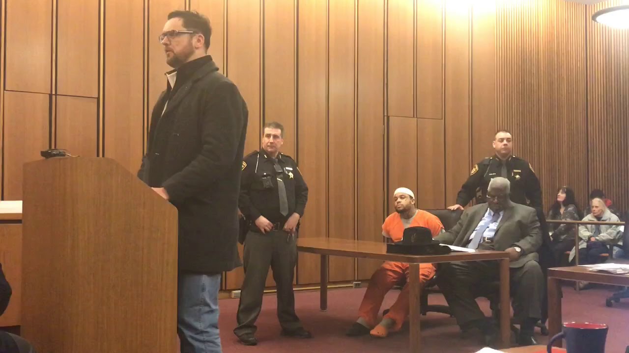 Ex-NFL WR Joe Jurevicius speaks in court at sentencing of man who robbed him.