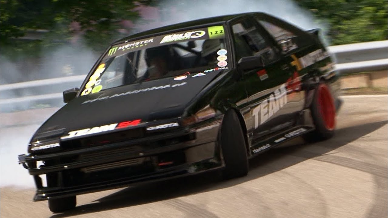 Insane Drifts Toyota Corolla AE86 Swiss Hillclimb amazing multi-view Onboard from Swen Burkhard