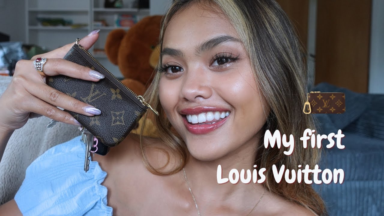 My first Luxury item | Louis Vuitton Key Pouch