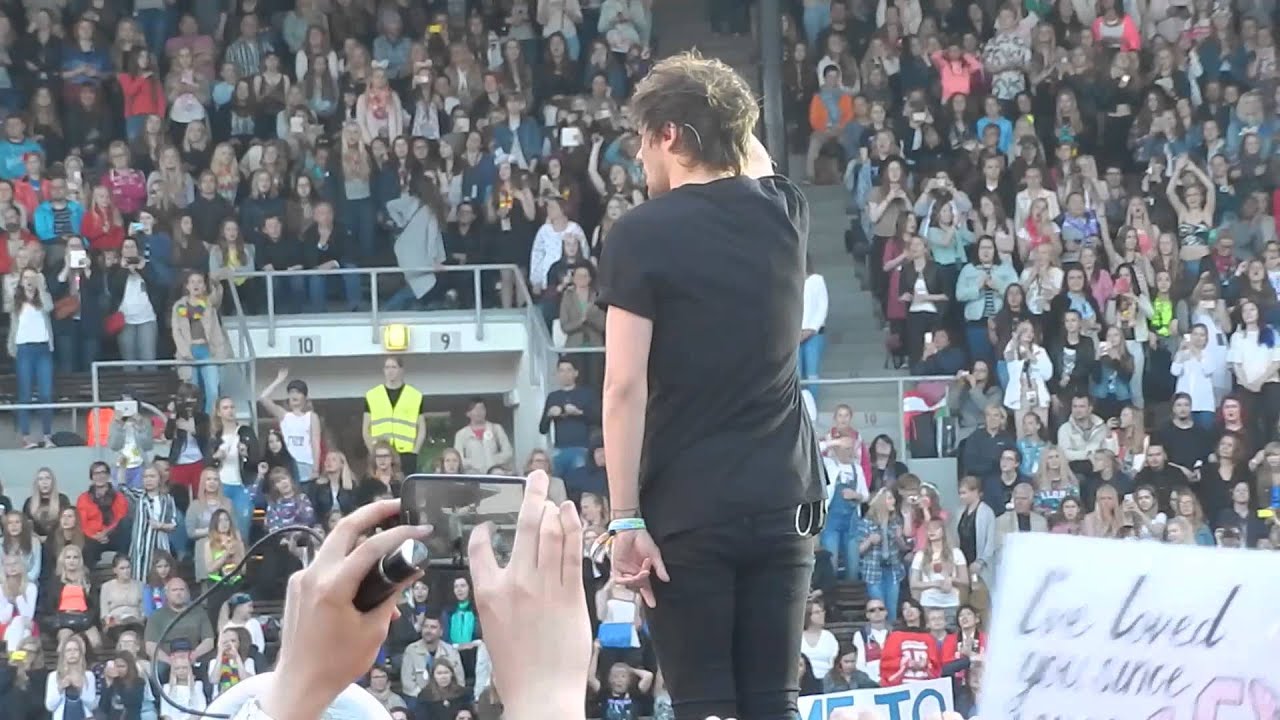 One Direction - Ready to Run - OTRA Helsinki Finland 27.6.2015