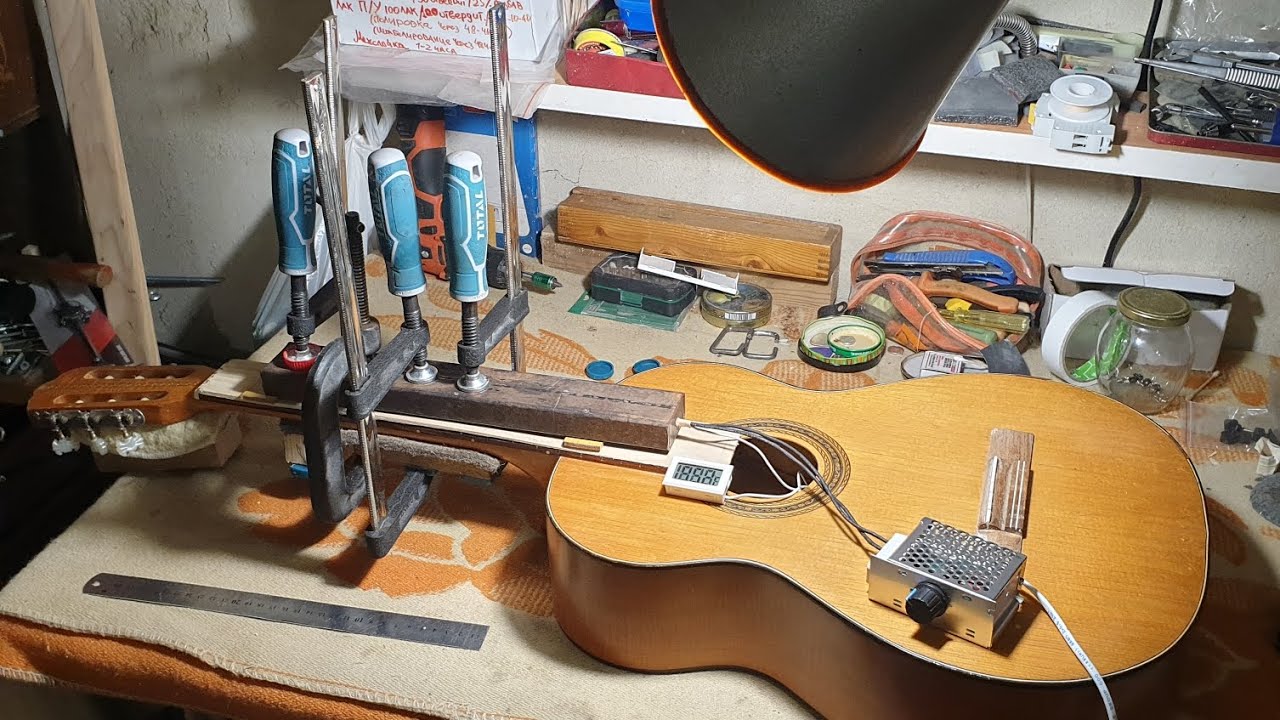 Выравнивание грифа гитары термическим способом.  Correcting a guitar neck using a thermal method