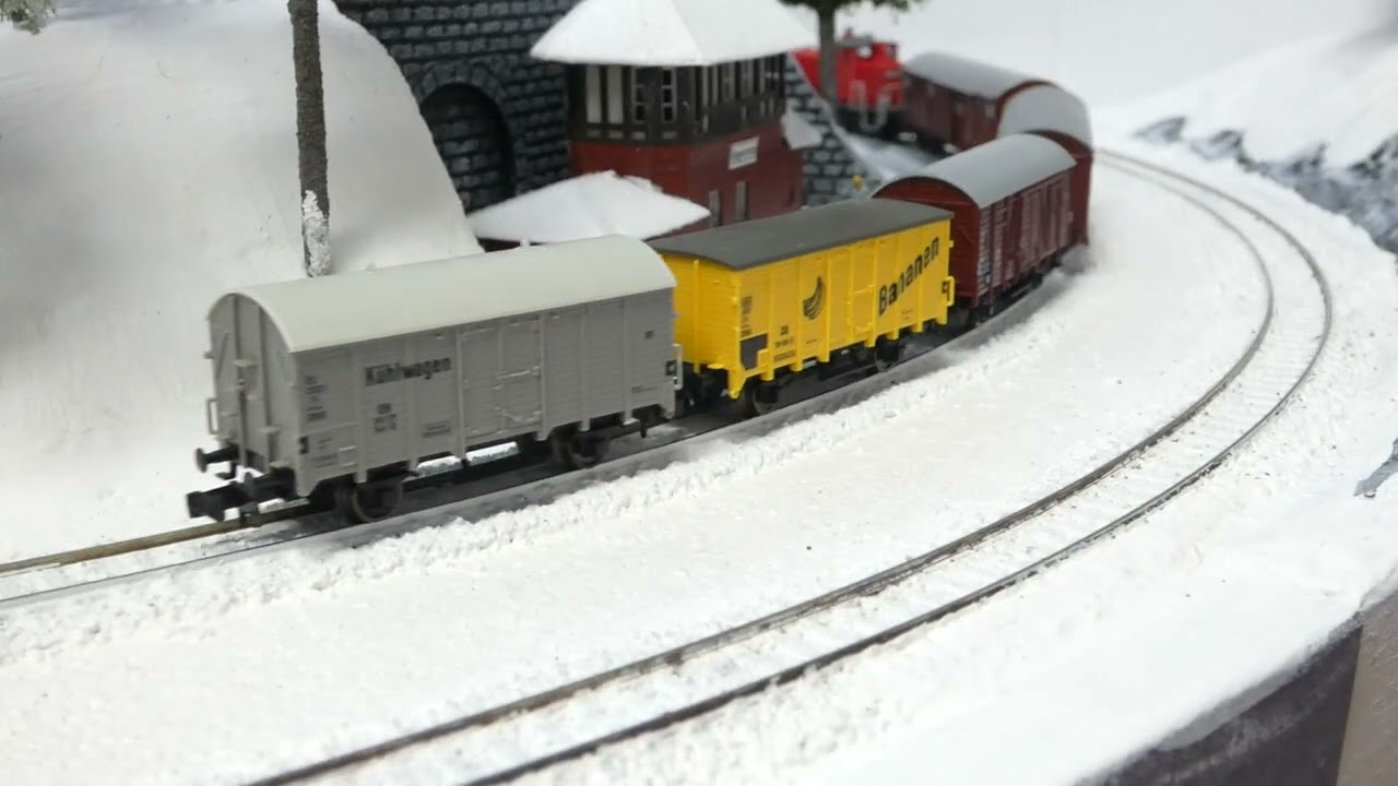 Wintermodellbahn Spur N, Rangieren am Bahnhof Engelsroth 1