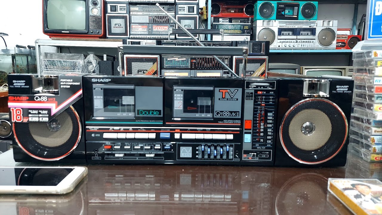 CHIẾC ĐÀI CASSETTE NỔI TIẾNG : SHARP QT88 MKII - ĐT : 0822111444