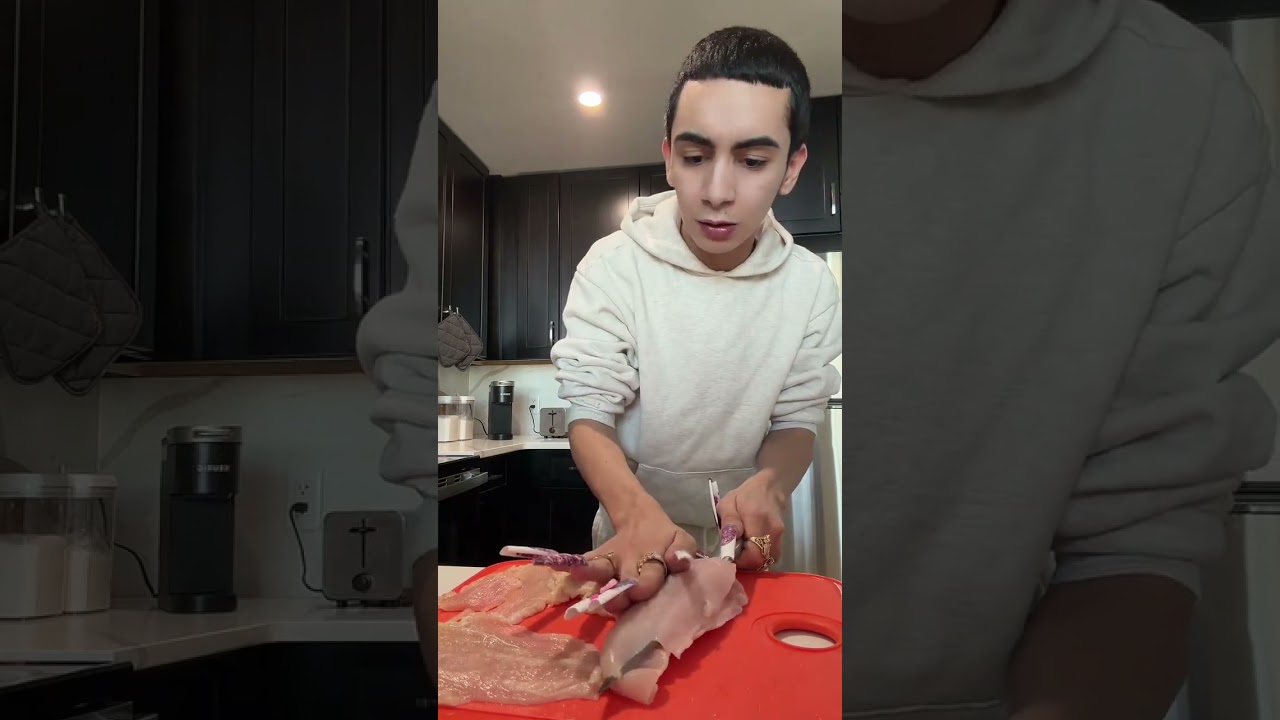 Приготовьте вместе со мной панированные куриные котлеты😋