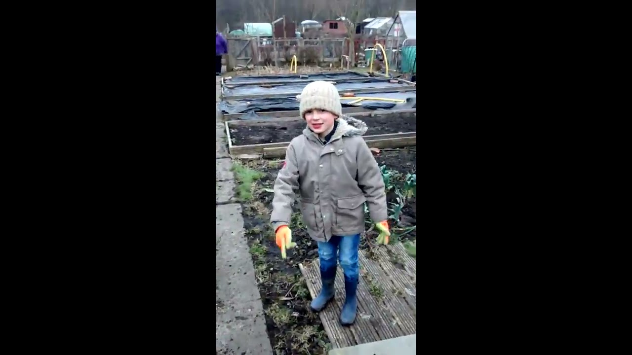 Little Farmers Farm Ep 1