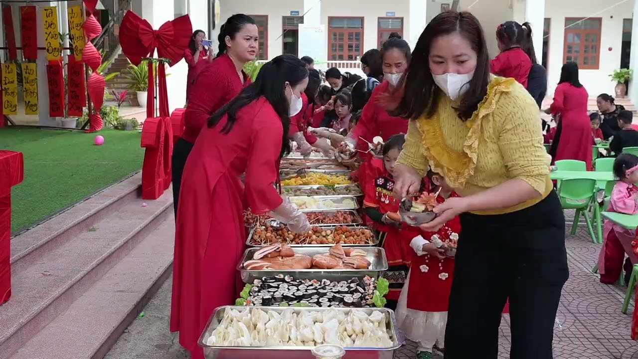 BÉ VUI ĐÓN TẾT -