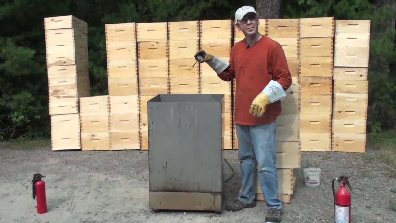 Beehive Wax Dipping