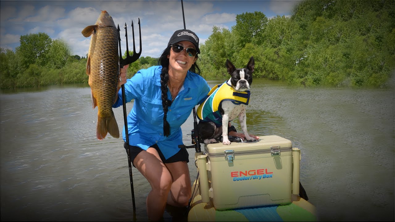 Spearing Carp from Paddleboard with Melissa Bachman