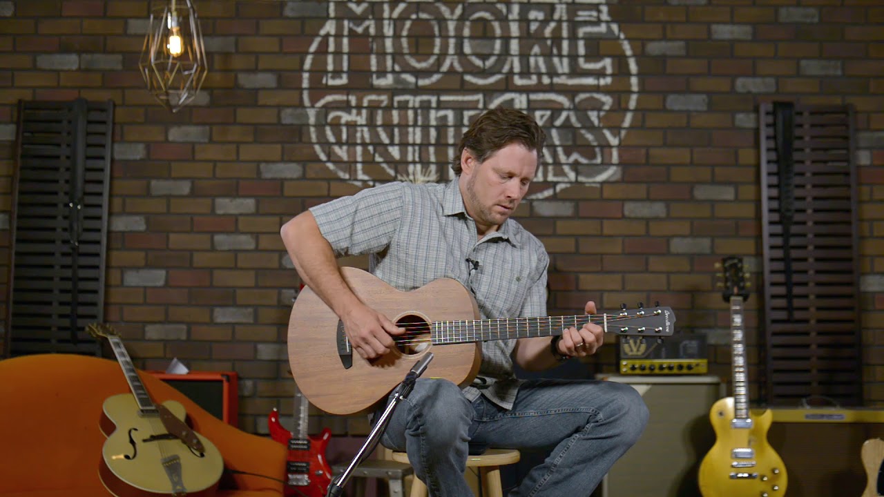 Breedlove USA Concertina E Mahogany Demo | Review