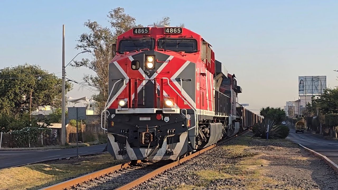 FERROMEX: AMANECER DE TRENES EN IRAPUATO | DISTRITO LA BARCA - TRENES FIERREROS VACÍOS A MANZANILLO!