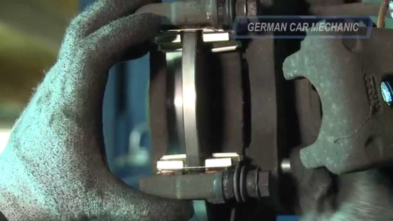 ✰ OPEL ZAFIRA A & B ✰ ( How to rear brake replacement )( Rotor and Pads change )