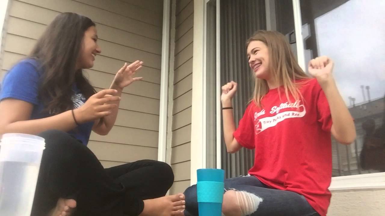 TICKLE FIGHT