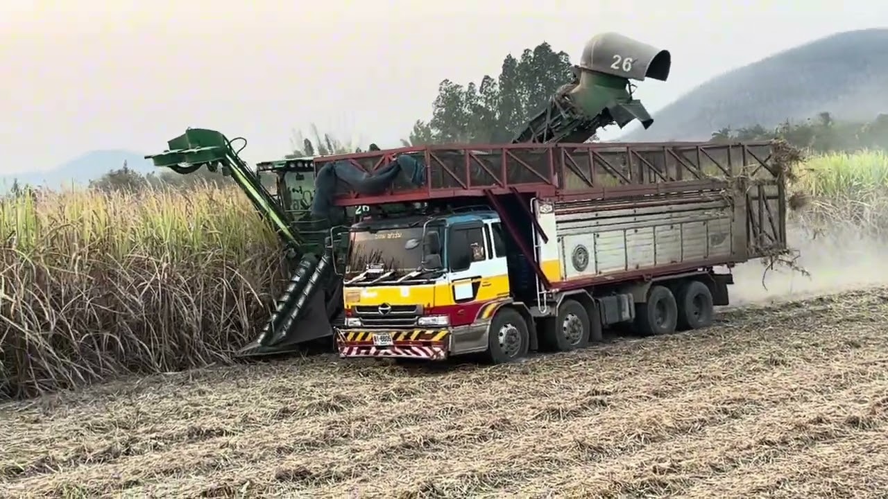 JOHN DEERE CH570 