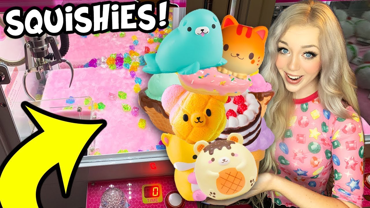 I WON ALL THE SQUISHIES FROM THE CLAW MACHINE! 100% Cleaned out Arcade Claw Machine!