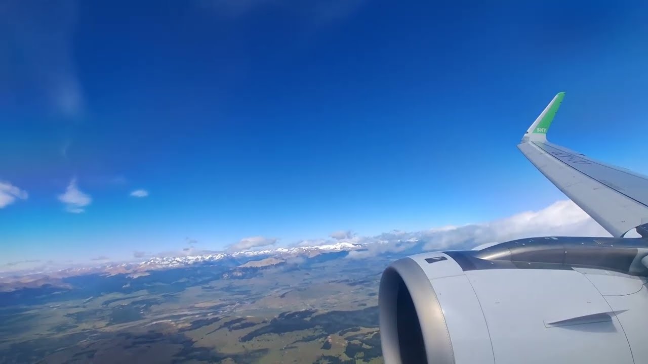 SKY A320neo landing in Balmaceda (BBA)