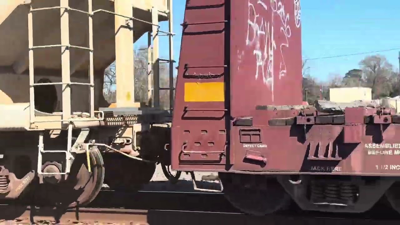 BNSF long mixed freight H2 4079, 6863, 6764, & 7207 with nice K5LA horn.